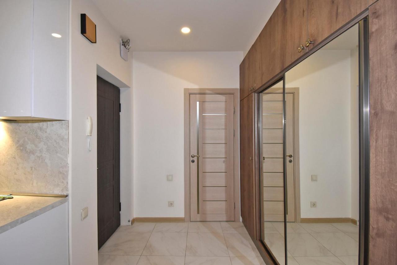Home4You City Center Apartments Ereván Exterior foto